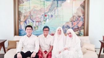 Bakal Menimang Cucu Pertama, Alasan Ibu Reino Barack Restui Syahrini Jadi Menantu Ketimbang Luna Maya Akhirnya Terungkap