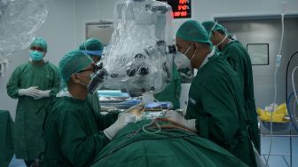 Operasi Wajah Merot dengan Teknik Bedah Saraf Kortex Brain and Spine, Apa Itu?