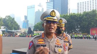 Pelanggar Paling Banyak Terekam e-TLE Mobile di Jakarta: Pengendara Tanpa Helm, Lawan Arus hingga Main HP Sambil Nyetir