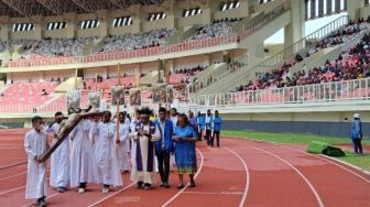 Ibadah dan Doa Ratapan, Gubernur Lukas Ajak Warga Papua Bersatu