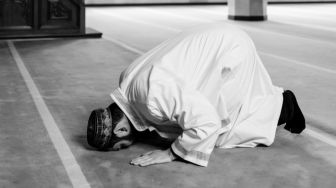 Tuntunan Lengkap Cara dan Waktu Sholat Hajat yang Benar Sesuai Ajaran Islam