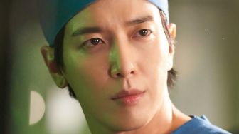 Rela Turunkan Berat Badan, Intip 5 Potret Jung Yong Hwa di Drama Brain Cooperation