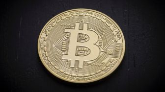 Waspada Inflasi Tak Terkendali, CEO BlackRock Sebut Bitcoin Lebih Baik dari Emas