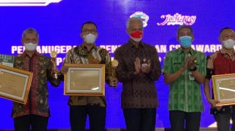 CSR Award 2022, Gubernur Jawa Tengah Berikan Penghargaan BUMN Terbaik Kepada Pertamina