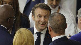 Presiden Prancis Emmanuel Macron Akan Kirim Kendaraan Tempur untuk Ukraina