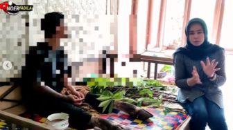 CEK FAKTA: Viral Pria Punya Kaki Mirip Kambing Akibat Injak Kepala Ibu saat Salat, Benarkah?