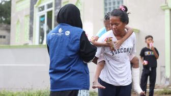 Pengungsi Gempa Cianjur Dapat Paket Bantuan Ikan, Ternyata Ini Manfaatnya