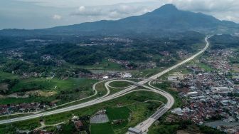 Pengoperasian Jalan Tol Cisumdawu Seksi Dua dan Tiga