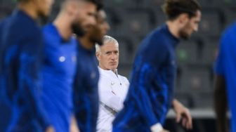 Jelang Lawan Argentina, Deschamps Jengkel dan Awkward Gegara Karim Benzema