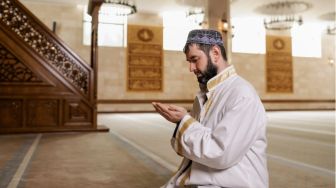 Doa Shalat Istikharah yang Benar, Bacaan Arab Latin dan Artinya