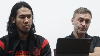 Persija Jakarta Lepas Ryuji Utomo dan Al Hamra Hehanussa