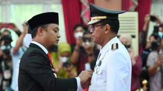 Gubernur Sulawesi Selatan Lantik Penjabat Bupati Takalar: Jangan Ambil Kesempatan