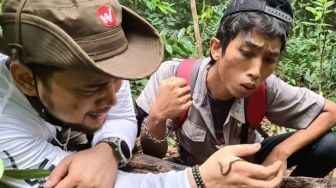 Mantan Asisten Meninggal Akibat Digigit King Kobra, Panji Petualang Akhirnya Muncul