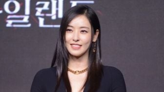 Lee Da Hee, Pengganti Seo Ye Ji di Drama "Island" Ungkap Rasa Khawatirnya