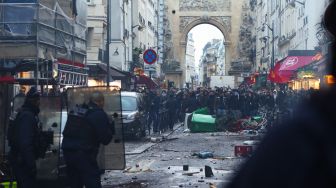 Demo Potes Penembakan Suku Kurdi di Paris Berujung Rusuh