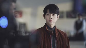 Heboh Kabar Pacar Song Joong Ki Hamil? Begini Tanggapan Agensi