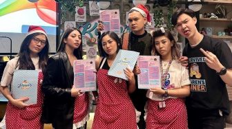 Rachel Vennya Cosplay Jadi Pelayan Karen's Dinner, Warganet: Ntar Dimarahin Langsung Deep Talk