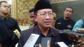 Diduga Selewengkan Bantuan Gempa, Bupati Cianjur Dilaporkan ke KPK