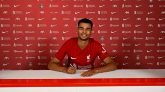 Resmi Gabung Liverpool, Cody Gakpo Pakai Nomor 18