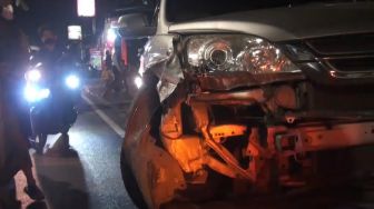 Ulah 'Srantal-sruntul' Pengemudi CR-V Berujung Tabrak Fortuner Dan 3 Motor Nmax Di Kebon Jeruk, Korban Patah Tangan