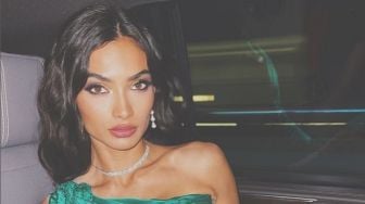 Kerap Kena Body Shaming, Model Victoria Secret Kelly Gale Pamer Foto Tanpa Busana