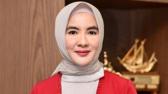 Berhasil Kelola Energi Berkelanjutan, Nicke Widyawati Raih Penghargaan sebagai  CEO Green Leadership Utama