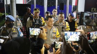 Dihantam Cuaca Ekstrem, Kapolda Jateng Imbau Warga Tak Berfoya-foya Wisata: Lebih Banyak Berdoa Saja