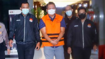 KPK Serahkan Berkas Penyidikan ke Jaksa, Tersangka Dugaan Suap AKBP Bambang Kayun Segera Disidang