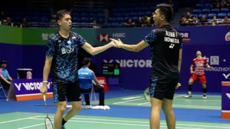Timnas Bulutangkis Indonesia Bertolak ke Malaysia Open dengan Semangat Baru