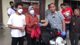 Begal Sepeda Motor Beraksi Pakai Senjata Tajam, Polisi Resor Jombang Beri Bingkisan Timah Panas