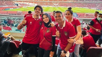 Usai Tonton Pertandingan Bola, Hp Aurel Hermansyah Hilang di Stadion GBK