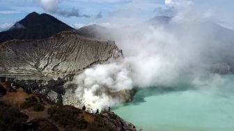 Status Gunung Ijen Naik Jadi Waspada