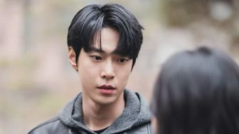 Doyoung NCT Akan Mengisi OST Drama Jepang 'On A Starry Night' Berjudul Cry