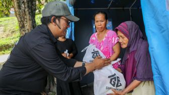 Korban Banjir dan Longsor di Lebak Dapat Bantuan dari Relawan Gardu Ganjar Banten