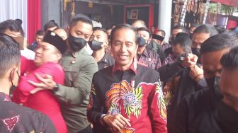 Senang Megawati Tak Grasah-grusuh Umumkan Capres, Jokowi Singgung NasDem?