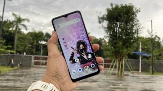 Review Sharp Aquos V6 5G: Pelepas Rindu Untuk Pecinta HP Jepang