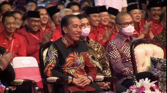 Tampang Jokowi Kayaknya Tidak Nyaman Saat Megawati Bilang 'Kasihan', Kata Mardani