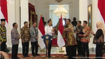 Menaruh Simpati Kepada Korban Pelanggaran HAM Berat, Jokowi: Saya Berusaha Memulihkan Hak-hak Korban