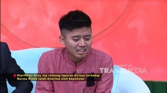 Rozy Jay Nangis-nangis Bahas Penggerebekan, Warganet: Air Matanya Kok Nggak Ada?