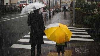 7 Cara yang Bisa Dilakukan untuk Menjaga Kesehatan di Musim Hujan