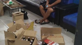 Ratusan Botol Miras Diamankan Polisi di Sungai Ulin