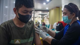 Vaksinasi Booster Dosis Kedua untuk Umum Mulai Digelar di Jakarta
