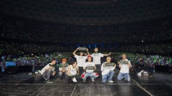Doyoung Dikeroyok Member NCT Lain saat Konser di Chile, Ada Apa?