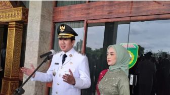 Masa Jabatan Tersisa 8 Bulan, Ahmad Usmarwi Kaffah Dilantik Plt Bupati Muara Enim
