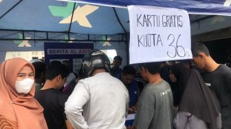 Ada Kartu Gratis Kuota di Lokasi Haul Sekumpul Kampung Keramat