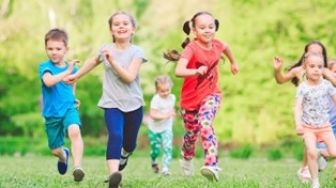 4 Tips Jadikan Anak Sehat dan Aktif, Salah Satunya Beri Multivitamin