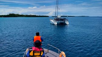 Dikira Nelayan Asing, Kapal di Perairan Boalemo Ternyata Yacht Wisatawan