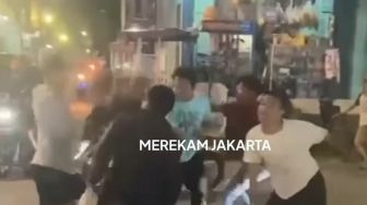 Pasutri Diamuk Warga Usai Kepergok Curi Kotak Amal Di Koja, Ngakunya Baru Sekali