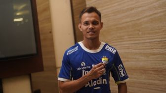 Persib akan Bantu Rezaldi Hehanussa Kembali ke Performa Terbaik, Persija Siap-siap Menyesal?