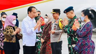 Bukan Reshuffle, Jokowi Resmikan Pasar Seni Sukawati di Rabu Pon